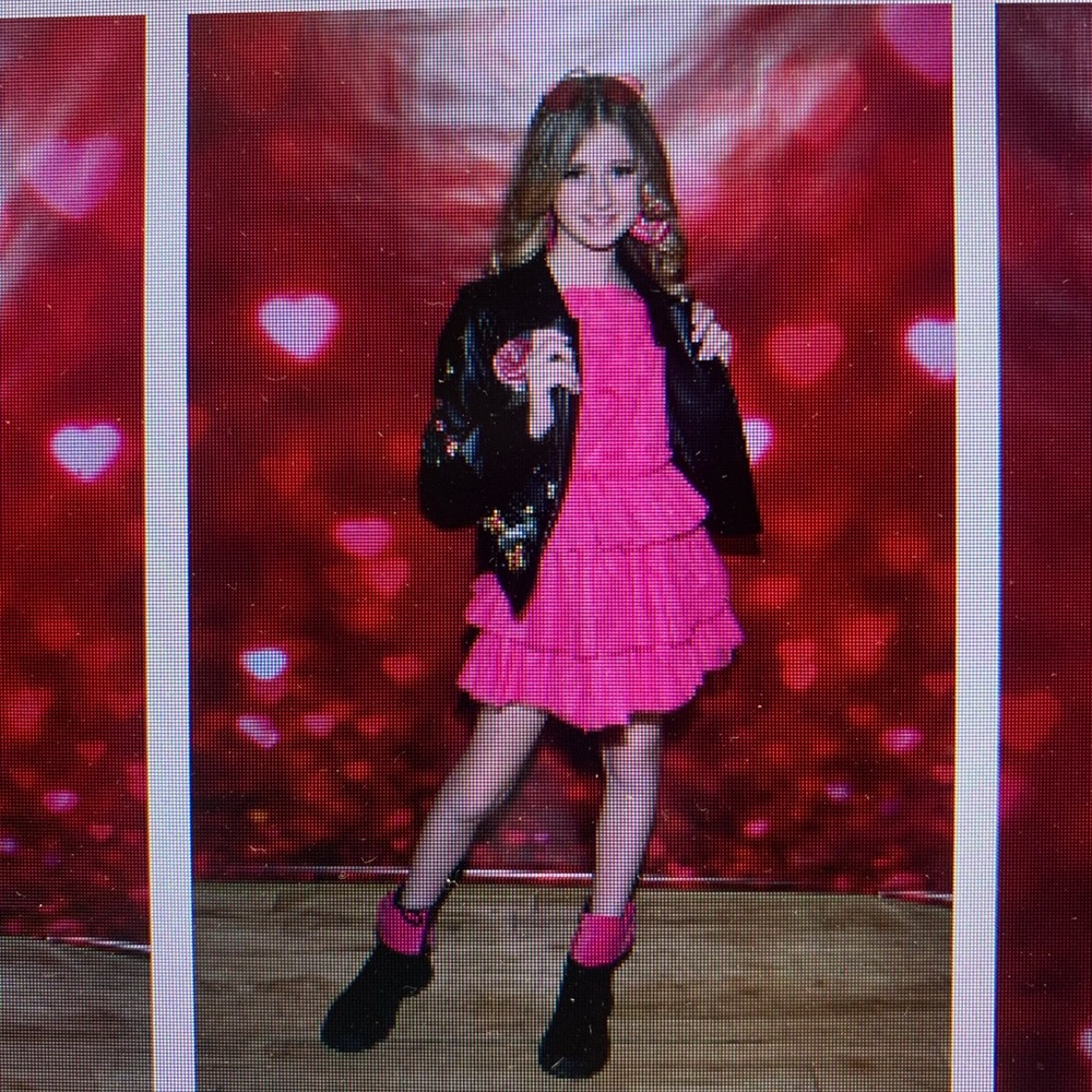 Jacket and skirt set. Black. - Picture 9 of 9